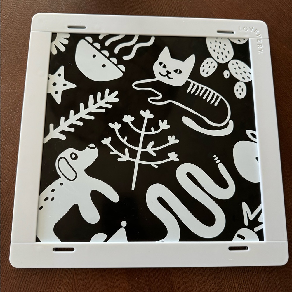 Lovevery Mirror for tummy time from Charmer Kit 3-4 Months